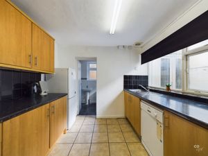 Photo 19- click for photo gallery